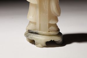 Arte Cinese : Scultura in alabastro raffigurante Shulao  Cina, inizio XX secolo  - Asta Asta 373 | ARTE ORIENTALE E ISLAMICA - ARTE ORIENALE E WUNDERKAMMER Online - Associazione Nazionale - Case d'Asta italiane
