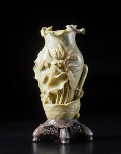Arte Cinese - Vaso in pietra saponaria Cina, XIX secolo
