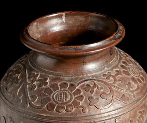 Arte Cinese : Vaso cizhou  Cina, dinastia Qing, XIX secolo  - Asta Asta 373 | ARTE ORIENTALE E ISLAMICA - ARTE ORIENALE E WUNDERKAMMER Online - Associazione Nazionale - Case d'Asta italiane