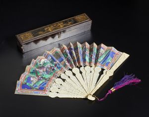 Arte Cinese - Ventaglio entro scatola laccata  Cina, dinastia Qing, XIX secolo