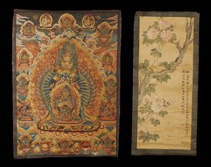 Arte Himalayana - Dipinto con fiori e thangka con divinit irata  Cina e Nepal, XIX - XX secolo
