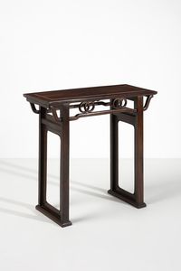 Arte Cinese - Tavolino in legno hongmu  Cina, dinastia Qing, XIX secolo
