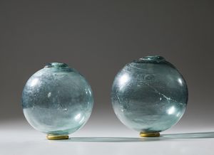 . : Due grandi sfere in vetro soffiato.  - Asta Asta 373 | ARTE ORIENTALE E ISLAMICA - ARTE ORIENALE E WUNDERKAMMER Online - Associazione Nazionale - Case d'Asta italiane