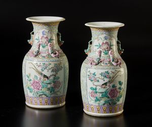 Arte Cinese - Coppia di vasi in porcellana famiglia rosa  Cina, XX secolo