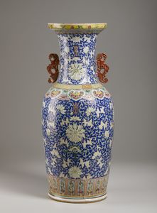 Arte Cinese - Vaso a balaustro famiglia rosa  Cina, dinastia Qing, XIX secolo