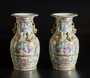 Arte Cinese - Coppia di vasi Canton in porcellana  Cina, dinastia Qing, XIX secolo