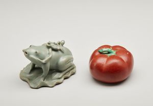 Arte Cinese - Due manufatti in porcellana Cina, dinastia Qing, XIX secolo