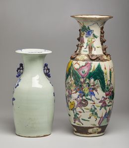 Arte Cinese : Gruppo di cinque vasi a balaustro  Cina, prima met� XX secolo  - Asta Asta 373 | ARTE ORIENTALE E ISLAMICA - ARTE ORIENALE E WUNDERKAMMER Online - Associazione Nazionale - Case d'Asta italiane