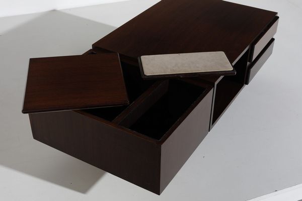 FRATTINI GIANFRANCO (1926 - 2004) : attribuito. Tavolino da salotto  - Asta Asta 374 | DESIGN E ARTI DECORATIVE DEL NOVECENTO Virtuale - Associazione Nazionale - Case d'Asta italiane