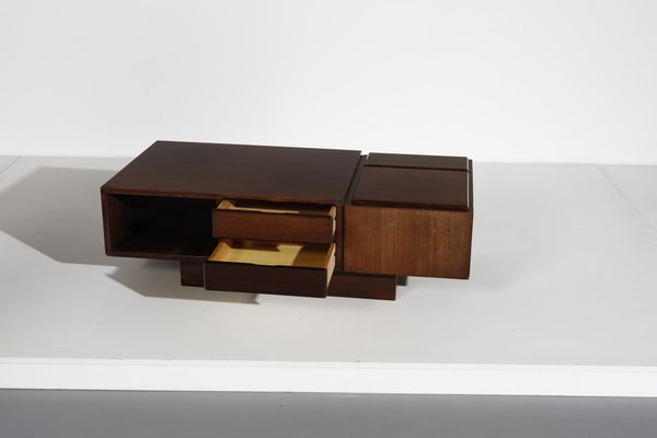 FRATTINI GIANFRANCO (1926 - 2004) : attribuito. Tavolino da salotto  - Asta Asta 374 | DESIGN E ARTI DECORATIVE DEL NOVECENTO Virtuale - Associazione Nazionale - Case d'Asta italiane