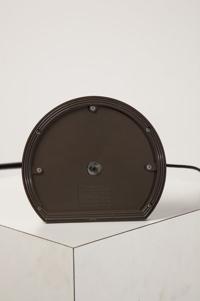 GISMONDI ERNESTO (n. 1931) : Lampada da tavolo Alistro per Artemide  - Asta Asta 374 | DESIGN E ARTI DECORATIVE DEL NOVECENTO Virtuale - Associazione Nazionale - Case d'Asta italiane