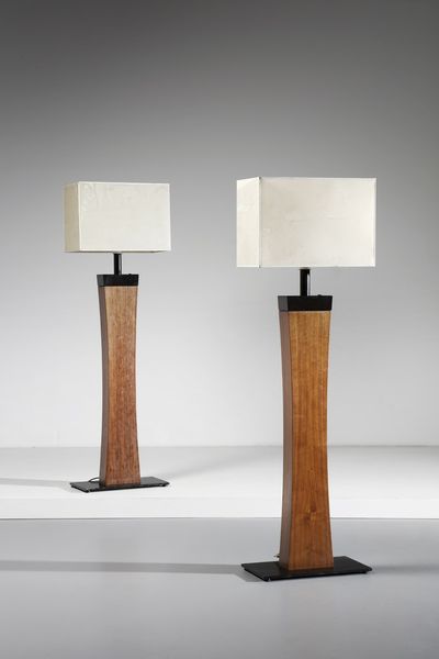 MANIFATTURA ITALIANA : Coppia di lampade da terra  - Asta Asta 374 | DESIGN E ARTI DECORATIVE DEL NOVECENTO Virtuale - Associazione Nazionale - Case d'Asta italiane