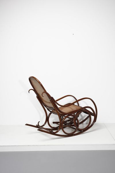 MANIFATTURA ITALIANA : Poltrona a dondolo  - Asta Asta 374 | DESIGN E ARTI DECORATIVE DEL NOVECENTO Virtuale - Associazione Nazionale - Case d'Asta italiane