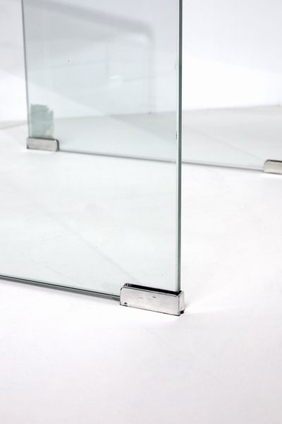 MANIFATTURA ITALIANA : Coppia di tavolini da salotto  - Asta Asta 374 | DESIGN E ARTI DECORATIVE DEL NOVECENTO Virtuale - Associazione Nazionale - Case d'Asta italiane