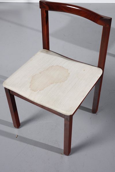 SORMANI : Quattro sedie  - Asta Asta 374 | DESIGN E ARTI DECORATIVE DEL NOVECENTO Virtuale - Associazione Nazionale - Case d'Asta italiane