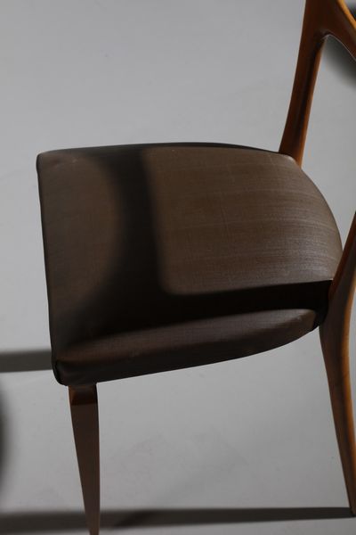 DASSI MOBILI MODERNI : attribuito. Sei Sedie  - Asta Asta 374 | DESIGN E ARTI DECORATIVE DEL NOVECENTO Virtuale - Associazione Nazionale - Case d'Asta italiane