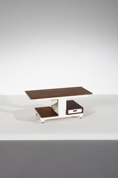 DE CARLI CARLO (1910 - 1999) : nello stile di. Tavolino da ingresso  - Asta Asta 374 | DESIGN E ARTI DECORATIVE DEL NOVECENTO Virtuale - Associazione Nazionale - Case d'Asta italiane