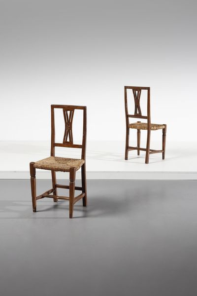 MANIFATTURA ITALIANA : Lotto composto da coppia di sedie, tavolino e portariviste  - Asta Asta 374 | DESIGN E ARTI DECORATIVE DEL NOVECENTO Virtuale - Associazione Nazionale - Case d'Asta italiane
