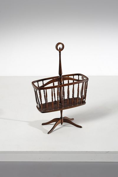 MANIFATTURA ITALIANA : Lotto composto da coppia di sedie, tavolino e portariviste  - Asta Asta 374 | DESIGN E ARTI DECORATIVE DEL NOVECENTO Virtuale - Associazione Nazionale - Case d'Asta italiane