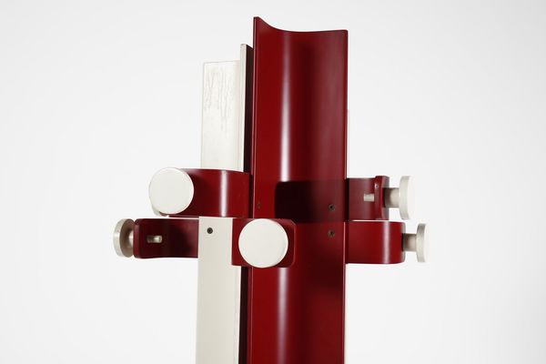 DE CARLI CARLO (1910 - 1999) : nello stile di. Appendiabiti  - Asta Asta 374 | DESIGN E ARTI DECORATIVE DEL NOVECENTO Virtuale - Associazione Nazionale - Case d'Asta italiane