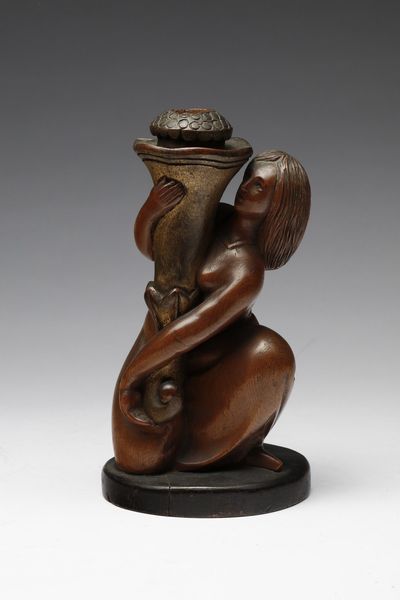 SCUOLA DI VALGARDENA : Figura di donna con cornucopia  - Asta Asta 374 | DESIGN E ARTI DECORATIVE DEL NOVECENTO Virtuale - Associazione Nazionale - Case d'Asta italiane