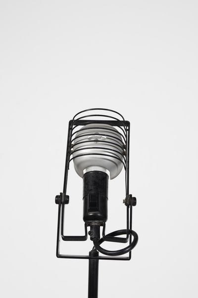 GISMONDI ERNESTO (n. 1931) : Lampada da terra Sintesi per Artemide  - Asta Asta 374 | DESIGN E ARTI DECORATIVE DEL NOVECENTO Virtuale - Associazione Nazionale - Case d'Asta italiane