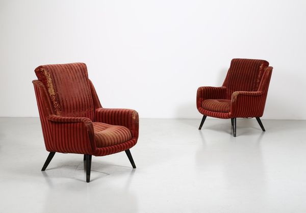 MANIFATTURA ITALIANA : Coppia di poltrone  - Asta Asta 374 | DESIGN E ARTI DECORATIVE DEL NOVECENTO Virtuale - Associazione Nazionale - Case d'Asta italiane