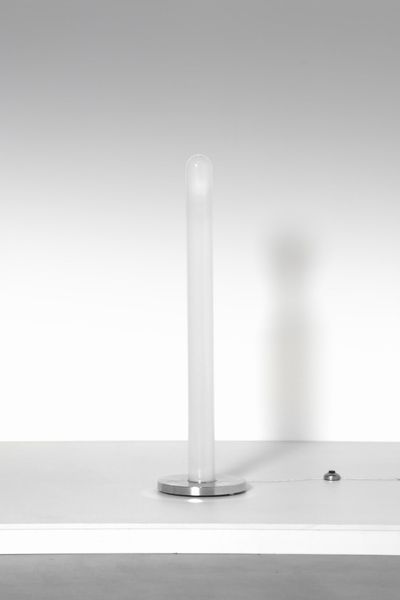 LUMENFORM : Lampada da terra  - Asta Asta 374 | DESIGN E ARTI DECORATIVE DEL NOVECENTO Virtuale - Associazione Nazionale - Case d'Asta italiane