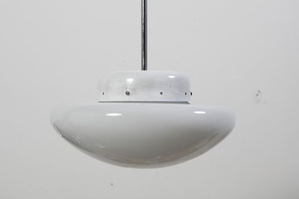 MANIFATTURA ITALIANA : Coppia di lampade da soffitto  - Asta Asta 374 | DESIGN E ARTI DECORATIVE DEL NOVECENTO Virtuale - Associazione Nazionale - Case d'Asta italiane
