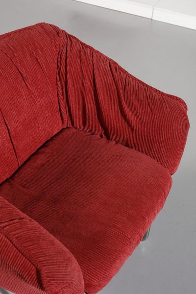 CASSINA : attribuito. Otto poltroncine  - Asta Asta 374 | DESIGN E ARTI DECORATIVE DEL NOVECENTO Virtuale - Associazione Nazionale - Case d'Asta italiane