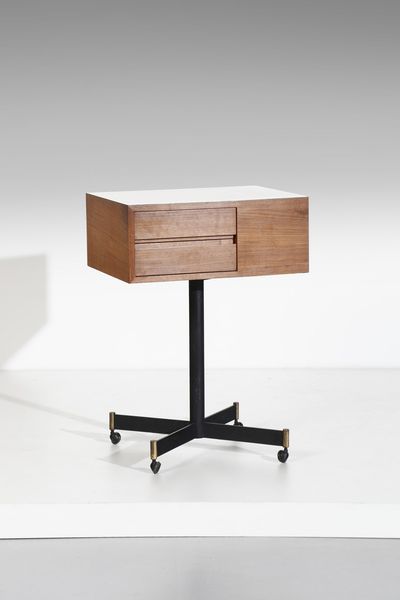 RINALDI GASTONE (1920 - 2006) : Tavolino da centro  - Asta Asta 374 | DESIGN E ARTI DECORATIVE DEL NOVECENTO Virtuale - Associazione Nazionale - Case d'Asta italiane