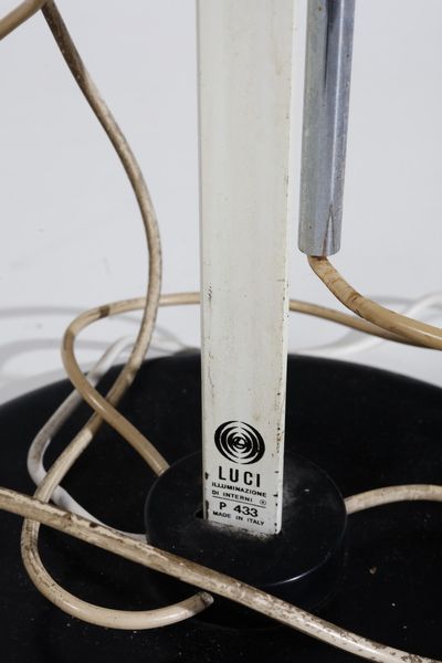 OSTUNI GIUSEPPE : Lampada da terra per Luci lIluminazione  - Asta Asta 374 | DESIGN E ARTI DECORATIVE DEL NOVECENTO Virtuale - Associazione Nazionale - Case d'Asta italiane