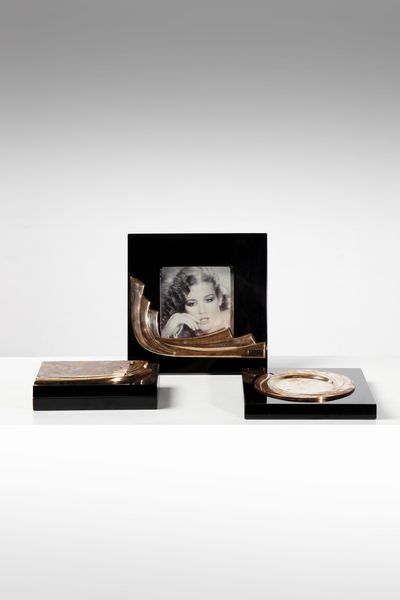 FEDRIGOLLI ESA : Cornice, svuotatasche e portagioie per Esart  - Asta Asta 374 | DESIGN E ARTI DECORATIVE DEL NOVECENTO Virtuale - Associazione Nazionale - Case d'Asta italiane