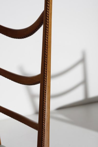 MANIFATTURA ITALIANA : Cinque sedie  - Asta Asta 374 | DESIGN E ARTI DECORATIVE DEL NOVECENTO Virtuale - Associazione Nazionale - Case d'Asta italiane