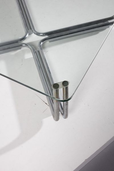 FRATTINI GIANFRANCO (1926 - 2004) : Tavolo da salotto 784 per Cassina  - Asta Asta 374 | DESIGN E ARTI DECORATIVE DEL NOVECENTO Virtuale - Associazione Nazionale - Case d'Asta italiane