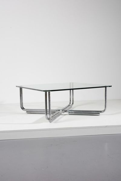 FRATTINI GIANFRANCO (1926 - 2004) : Tavolo da salotto 784 per Cassina  - Asta Asta 374 | DESIGN E ARTI DECORATIVE DEL NOVECENTO Virtuale - Associazione Nazionale - Case d'Asta italiane