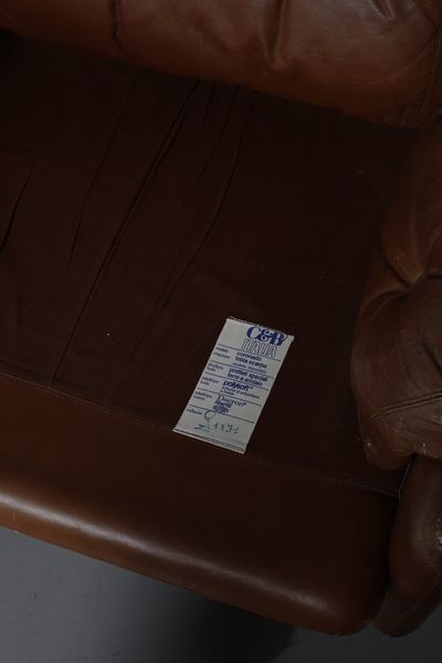 SCARPA AFRA (1937 -2011) & TOBIA (n. 1935) : Coppia di poltrone Coronado per C&B Italia  - Asta Asta 374 | DESIGN E ARTI DECORATIVE DEL NOVECENTO Virtuale - Associazione Nazionale - Case d'Asta italiane