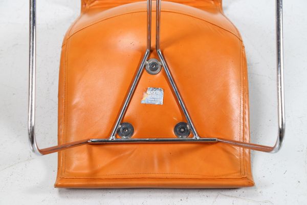 OFFREDI GIOVANNI (n. 1927) : Attribuito. Sei sedie per Saporiti per Saporiti  - Asta Asta 374 | DESIGN E ARTI DECORATIVE DEL NOVECENTO Virtuale - Associazione Nazionale - Case d'Asta italiane