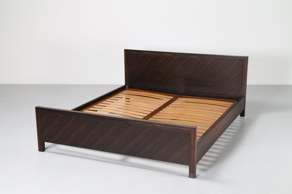 MAGISTRETTI VICO (1920 - 2006) : Letto produzione Poggi, Pavia  - Asta Asta 374 | DESIGN E ARTI DECORATIVE DEL NOVECENTO Virtuale - Associazione Nazionale - Case d'Asta italiane
