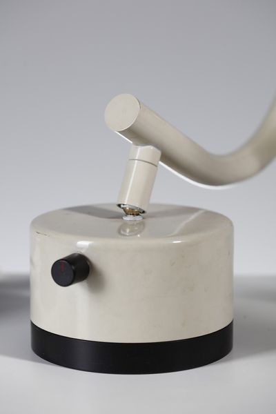 MANIFATTURA ITALIANA : Tre lampade da tavolo  - Asta Asta 374 | DESIGN E ARTI DECORATIVE DEL NOVECENTO Virtuale - Associazione Nazionale - Case d'Asta italiane