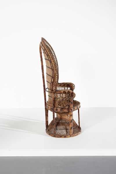 MANIFATTURA FRANCESE : Poltrona Emmanuelle  - Asta Asta 374 | DESIGN E ARTI DECORATIVE DEL NOVECENTO Virtuale - Associazione Nazionale - Case d'Asta italiane