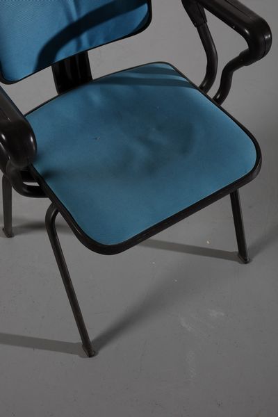 OLIVETTI : Quattro sedie Edys della serie Olivetti Synthesis  - Asta Asta 374 | DESIGN E ARTI DECORATIVE DEL NOVECENTO Virtuale - Associazione Nazionale - Case d'Asta italiane