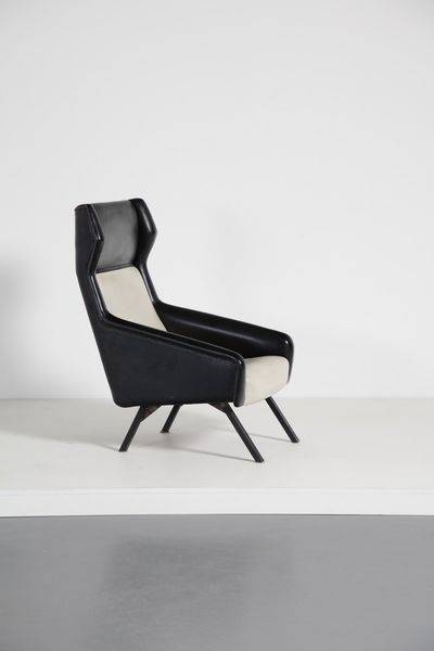 MANIFATTURA ITALIANA : Poltrona  - Asta Asta 374 | DESIGN E ARTI DECORATIVE DEL NOVECENTO Virtuale - Associazione Nazionale - Case d'Asta italiane