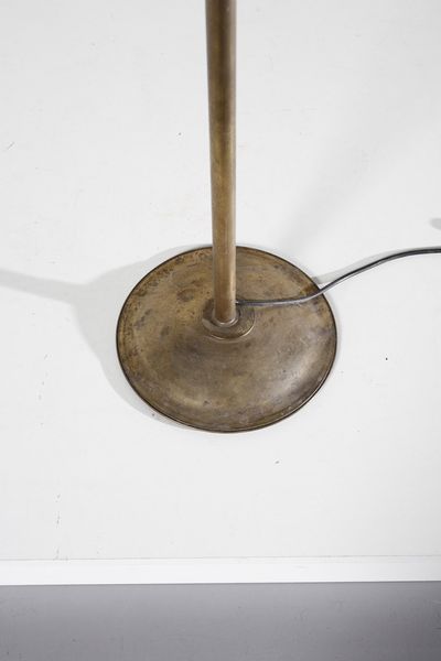 MANIFATTURA ITALIANA : Lampada da terra  - Asta Asta 374 | DESIGN E ARTI DECORATIVE DEL NOVECENTO Virtuale - Associazione Nazionale - Case d'Asta italiane