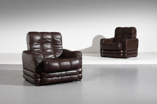 MANIFATTURA ITALIANA : Coppia di poltrone  - Asta Asta 374 | DESIGN E ARTI DECORATIVE DEL NOVECENTO Virtuale - Associazione Nazionale - Case d'Asta italiane