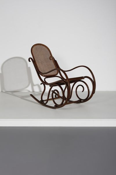 MANIFATTURA ITALIANA : Sedia a dondolo  - Asta Asta 374 | DESIGN E ARTI DECORATIVE DEL NOVECENTO Virtuale - Associazione Nazionale - Case d'Asta italiane