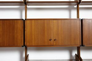 AV ARREDAMENTI CONTEMPORANEI : Libreria modulare  - Asta Asta 374 | DESIGN E ARTI DECORATIVE DEL NOVECENTO Virtuale - Associazione Nazionale - Case d'Asta italiane
