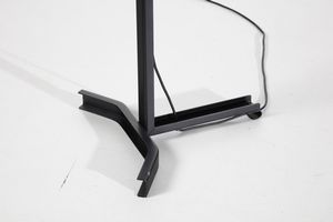 TAKAHAMA KAZUHIDE (n. 1930) : Lampada da terra Sirio per Sirrah  - Asta Asta 374 | DESIGN E ARTI DECORATIVE DEL NOVECENTO Virtuale - Associazione Nazionale - Case d'Asta italiane