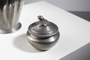 FERRARI NINO : Vaso e scatola  - Asta Asta 374 | DESIGN E ARTI DECORATIVE DEL NOVECENTO Virtuale - Associazione Nazionale - Case d'Asta italiane