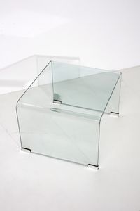 MANIFATTURA ITALIANA : Coppia di tavolini da salotto  - Asta Asta 374 | DESIGN E ARTI DECORATIVE DEL NOVECENTO Virtuale - Associazione Nazionale - Case d'Asta italiane